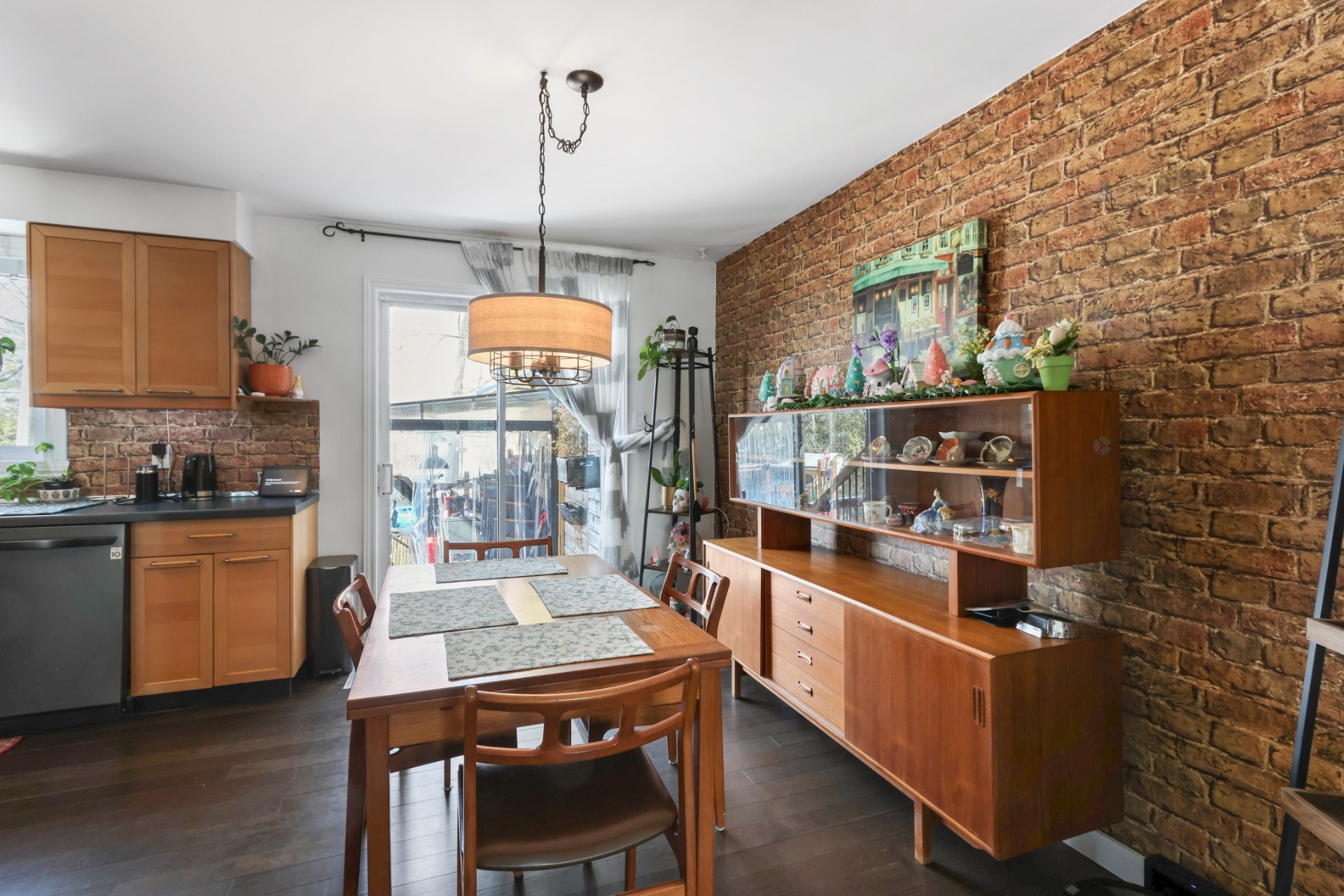 









361


Rue Grilli

,
Pincourt,




QC
J7W6Y8

