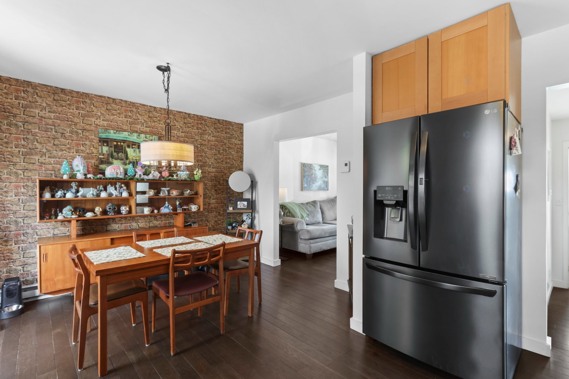 









361


Rue Grilli

,
Pincourt,




QC
J7W6Y8


