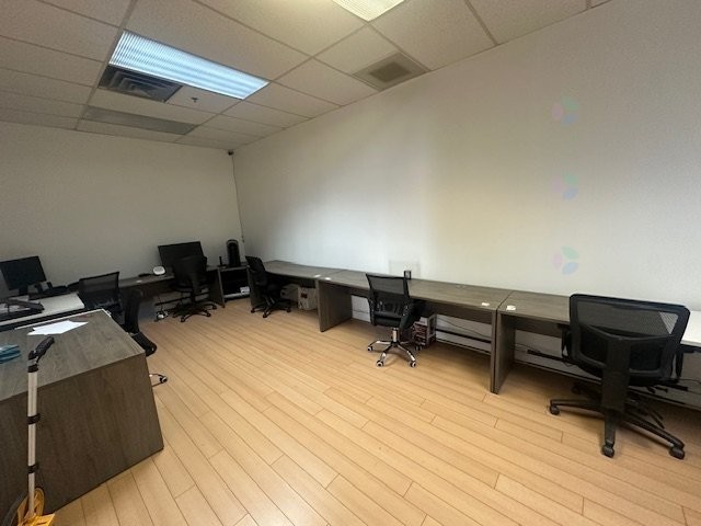 









8300


Rue St-Patrick

, UNIT-B,
Montréal (LaSalle),




QC
H8N2H1

