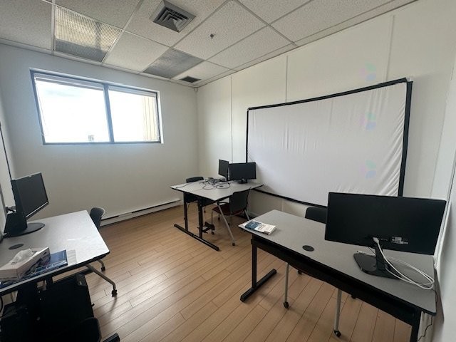 









8300


Rue St-Patrick

, UNIT-B,
Montréal (LaSalle),




QC
H8N2H1

