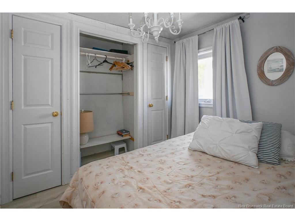 









22


rue des Chalets

ST,
Inkerman Ferry,




NB
E8P 1V8

