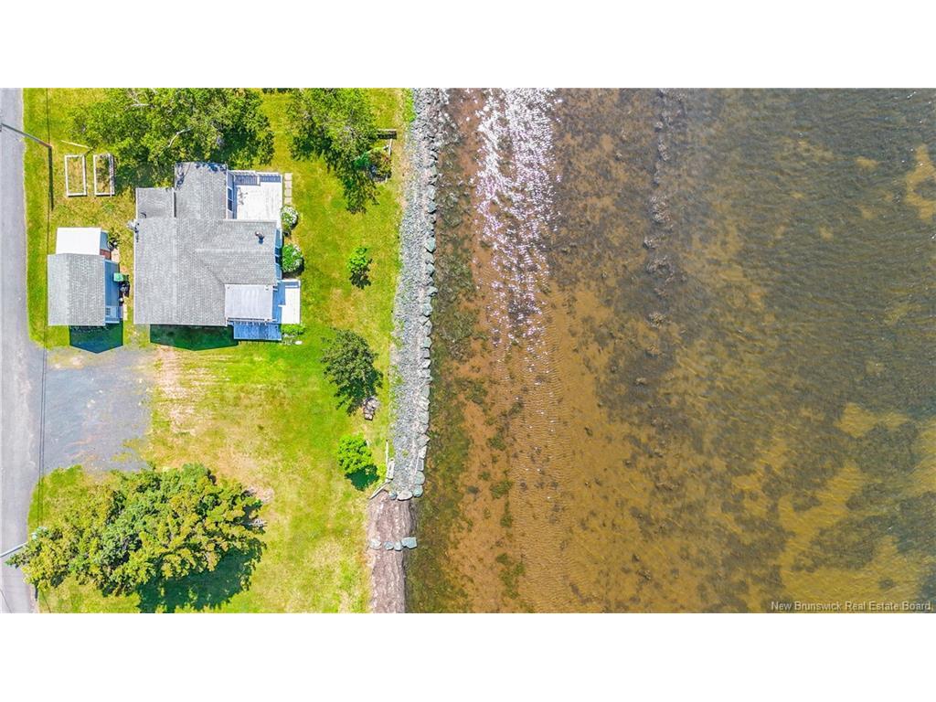 









22


rue des Chalets

ST,
Inkerman Ferry,




NB
E8P 1V8

