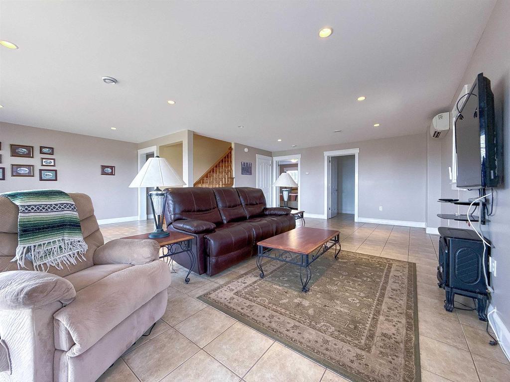 












31 Lantern Hill Drive

,
North Rustico,




PE
C0A 1N0

