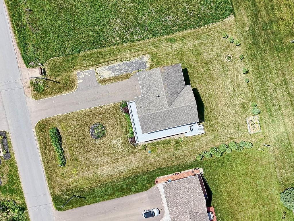 












31 Lantern Hill Drive

,
North Rustico,




PE
C0A 1N0

