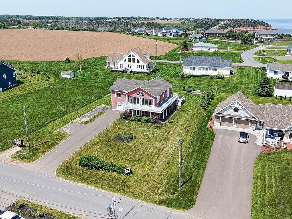 












31 Lantern Hill Drive

,
North Rustico,




PE
C0A 1N0

