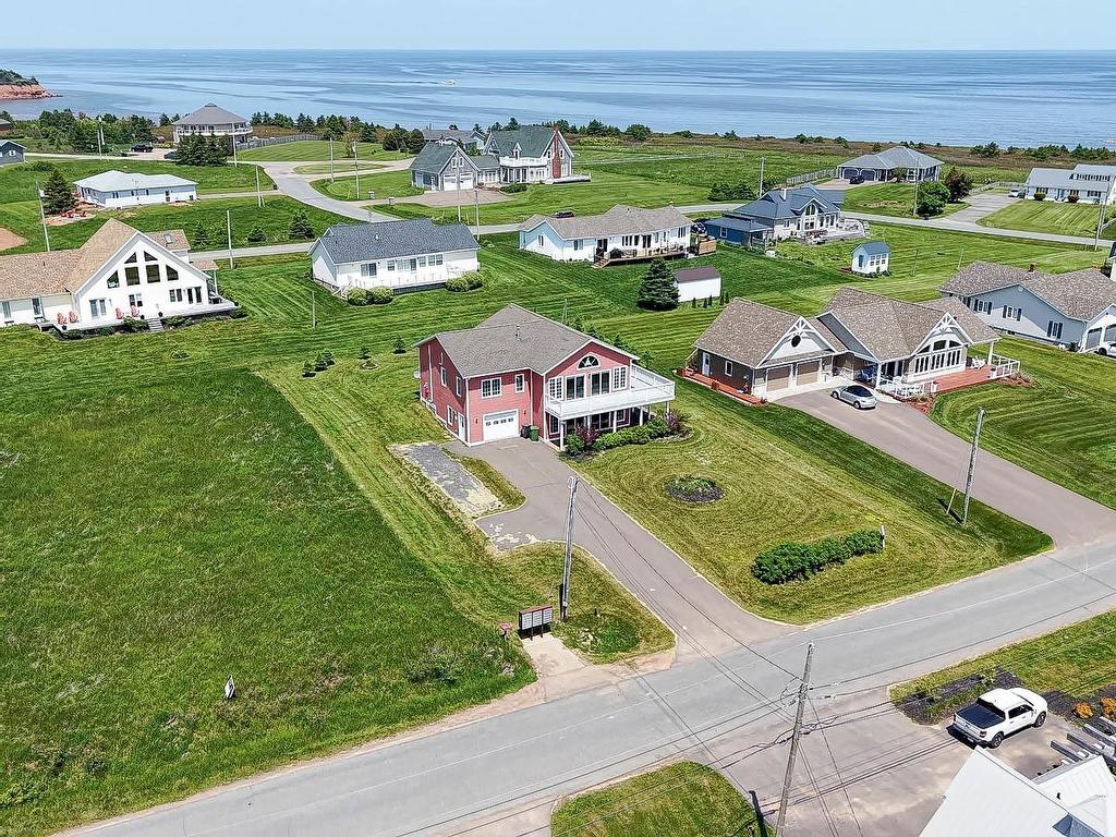 












31 Lantern Hill Drive

,
North Rustico,




PE
C0A 1N0

