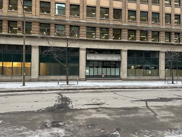 









440


Boul. De Maisonneuve O.

, 601,
Montréal (Ville-Marie),




QC
H3A0B4

