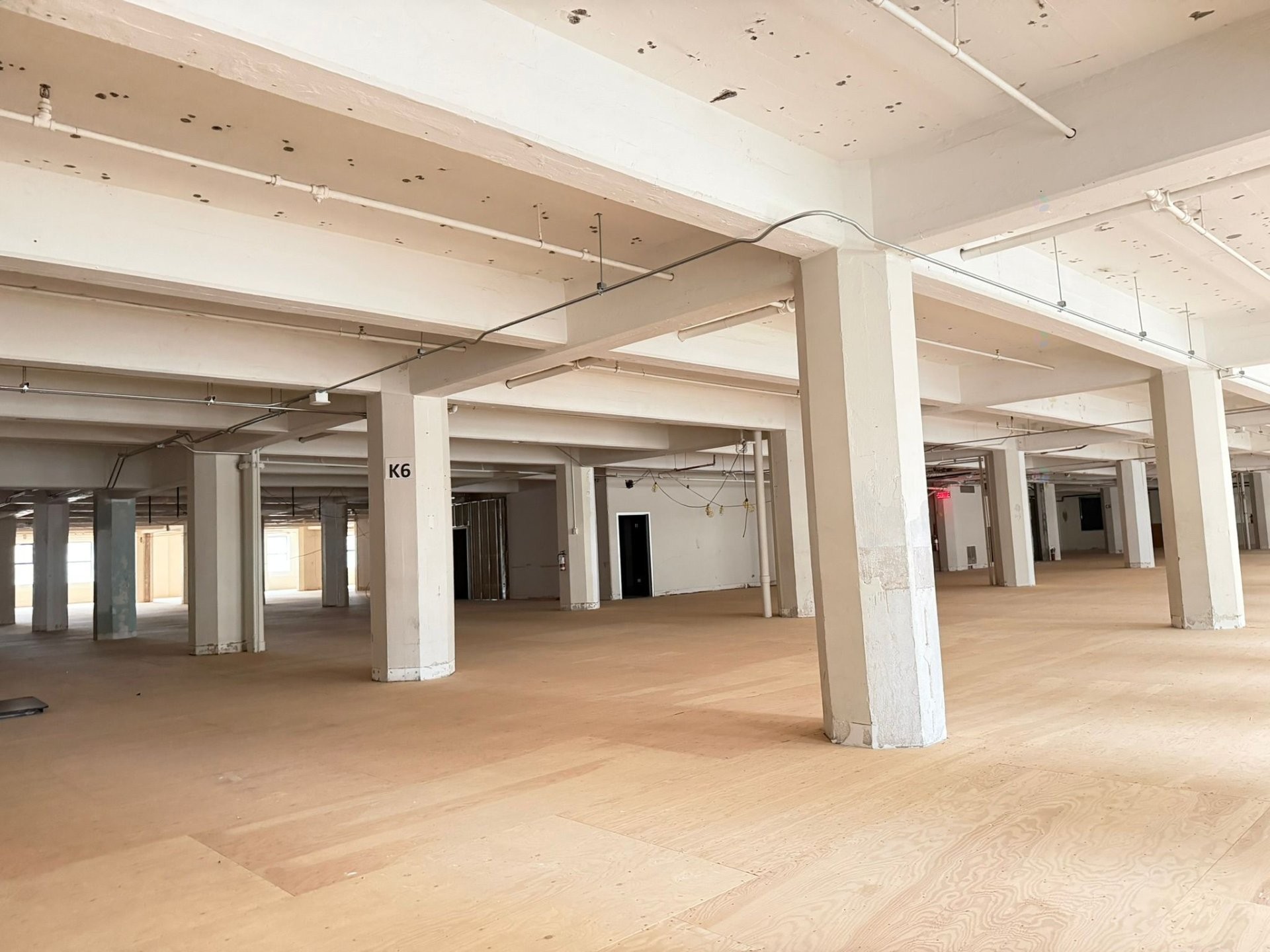 









440


Boul. De Maisonneuve O.

, 601,
Montréal (Ville-Marie),




QC
H3A0B4

