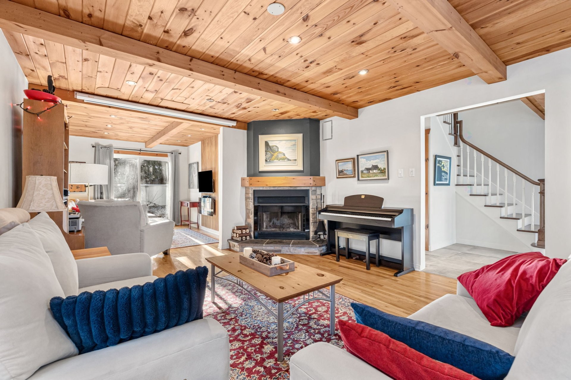 









26


Av. du Mont-St-Bruno

,
Sainte-Julie,




QC
J3E2Z9

