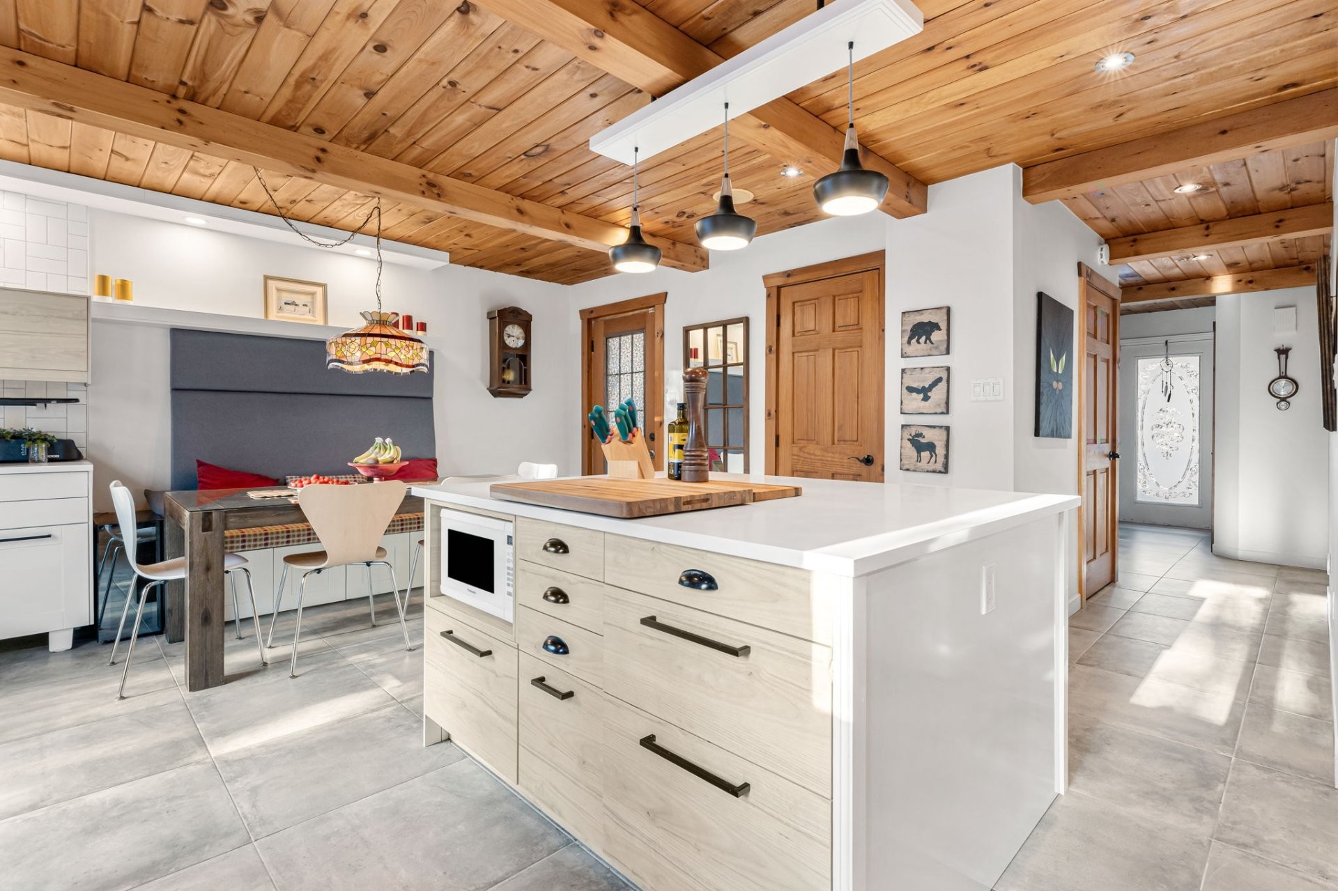 









26


Av. du Mont-St-Bruno

,
Sainte-Julie,




QC
J3E2Z9

