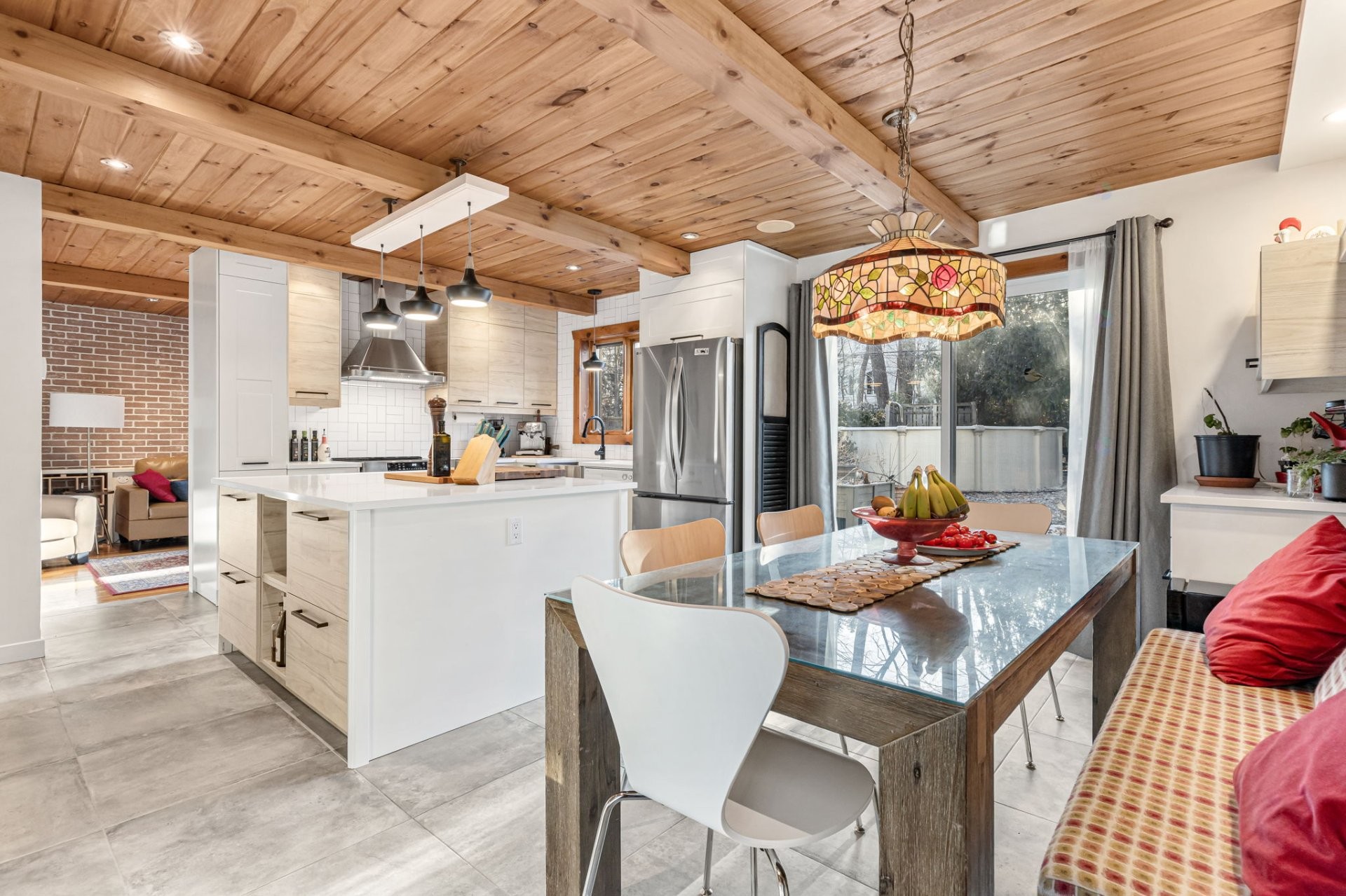 









26


Av. du Mont-St-Bruno

,
Sainte-Julie,




QC
J3E2Z9

