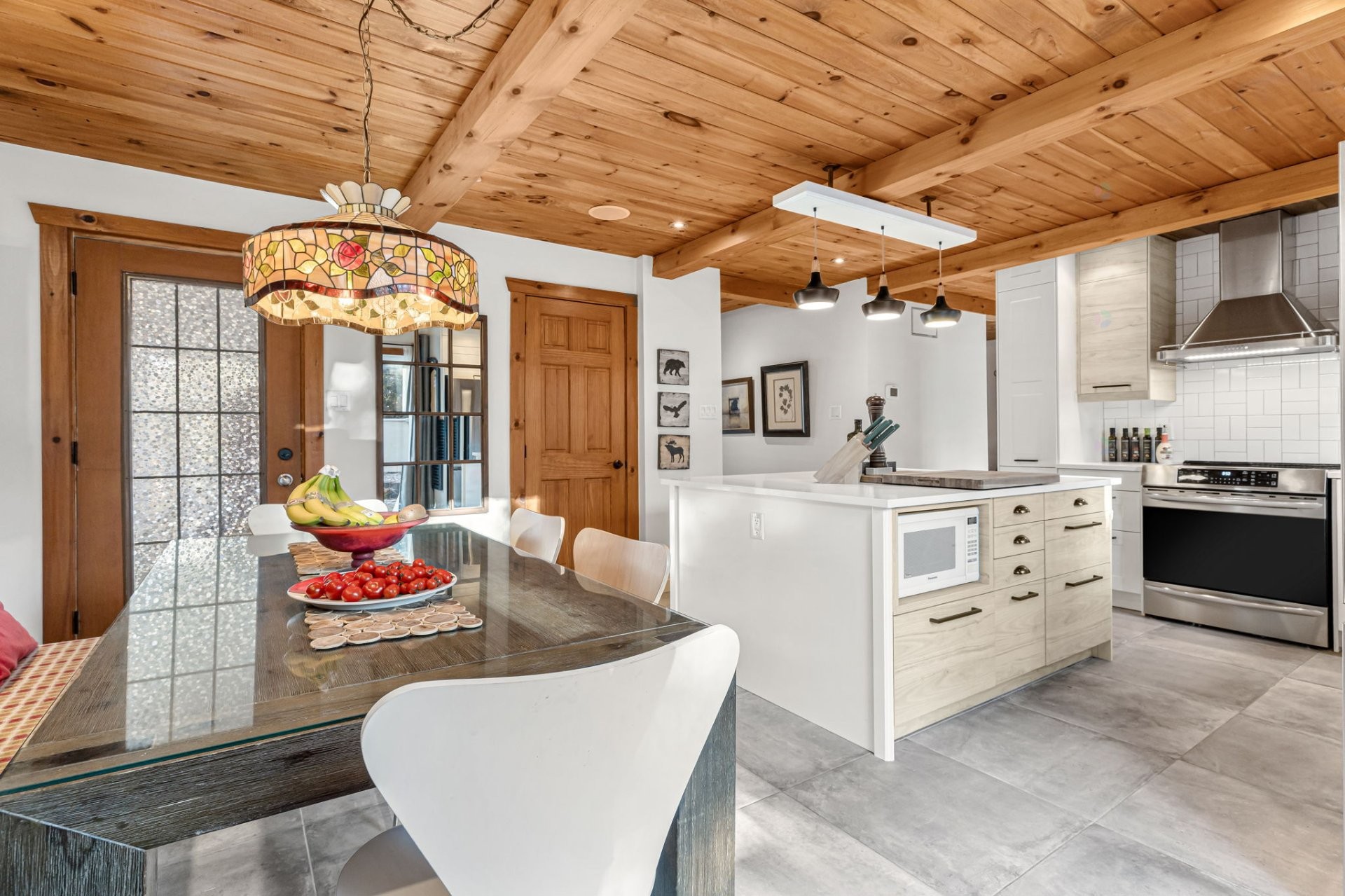 









26


Av. du Mont-St-Bruno

,
Sainte-Julie,




QC
J3E2Z9

