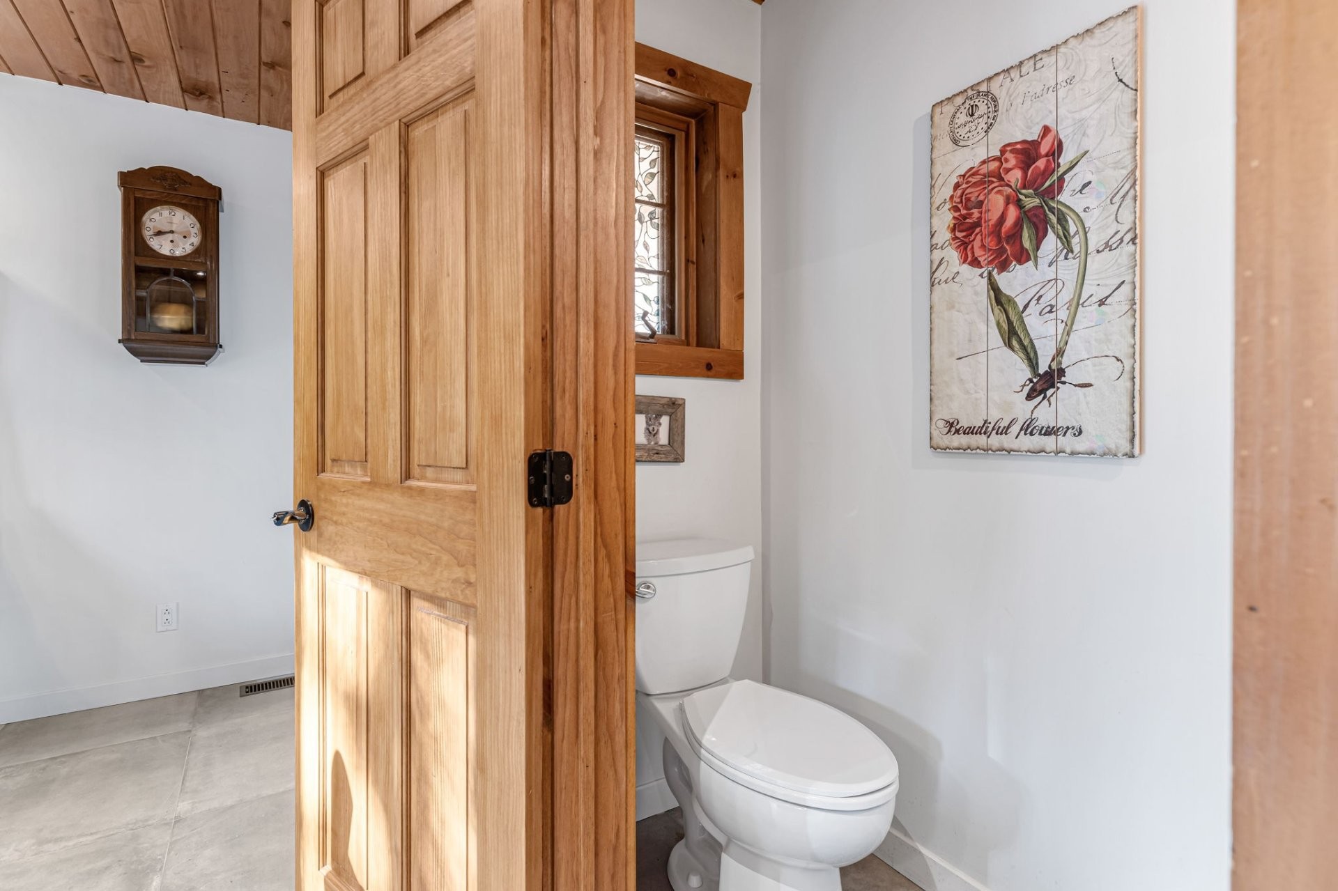 









26


Av. du Mont-St-Bruno

,
Sainte-Julie,




QC
J3E2Z9

