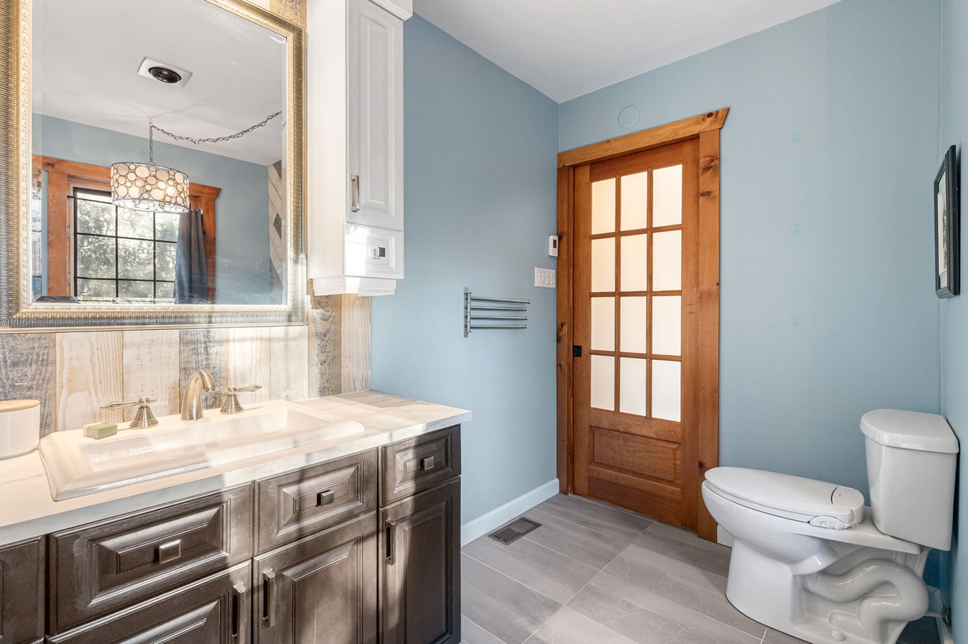 









26


Av. du Mont-St-Bruno

,
Sainte-Julie,




QC
J3E2Z9


