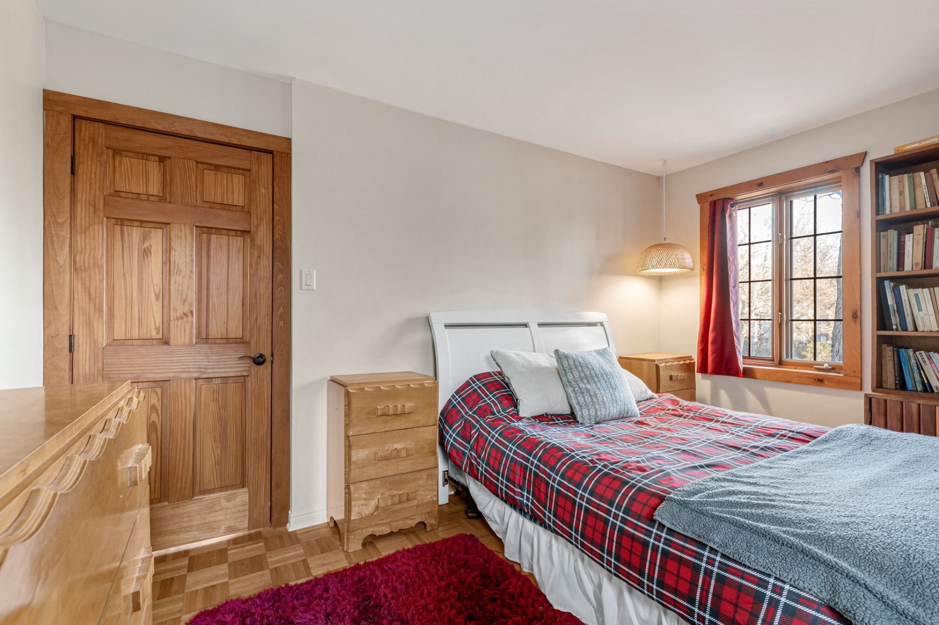 









26


Av. du Mont-St-Bruno

,
Sainte-Julie,




QC
J3E2Z9

