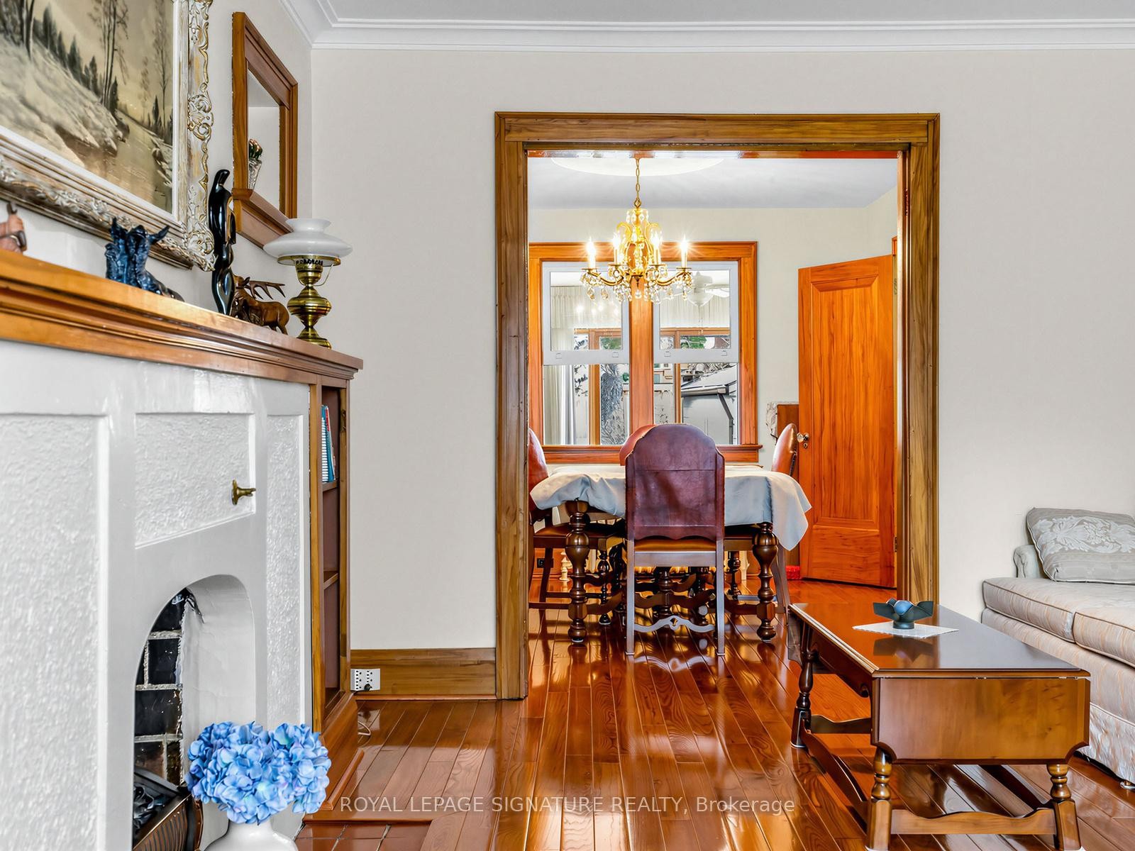 









136


Cranbrooke

Avenue,
Toronto,




ON
M5M 1M5

