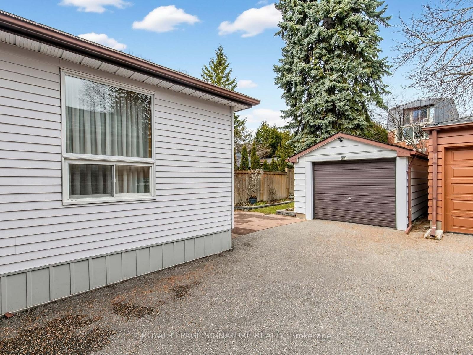 









136


Cranbrooke

Avenue,
Toronto,




ON
M5M 1M5

