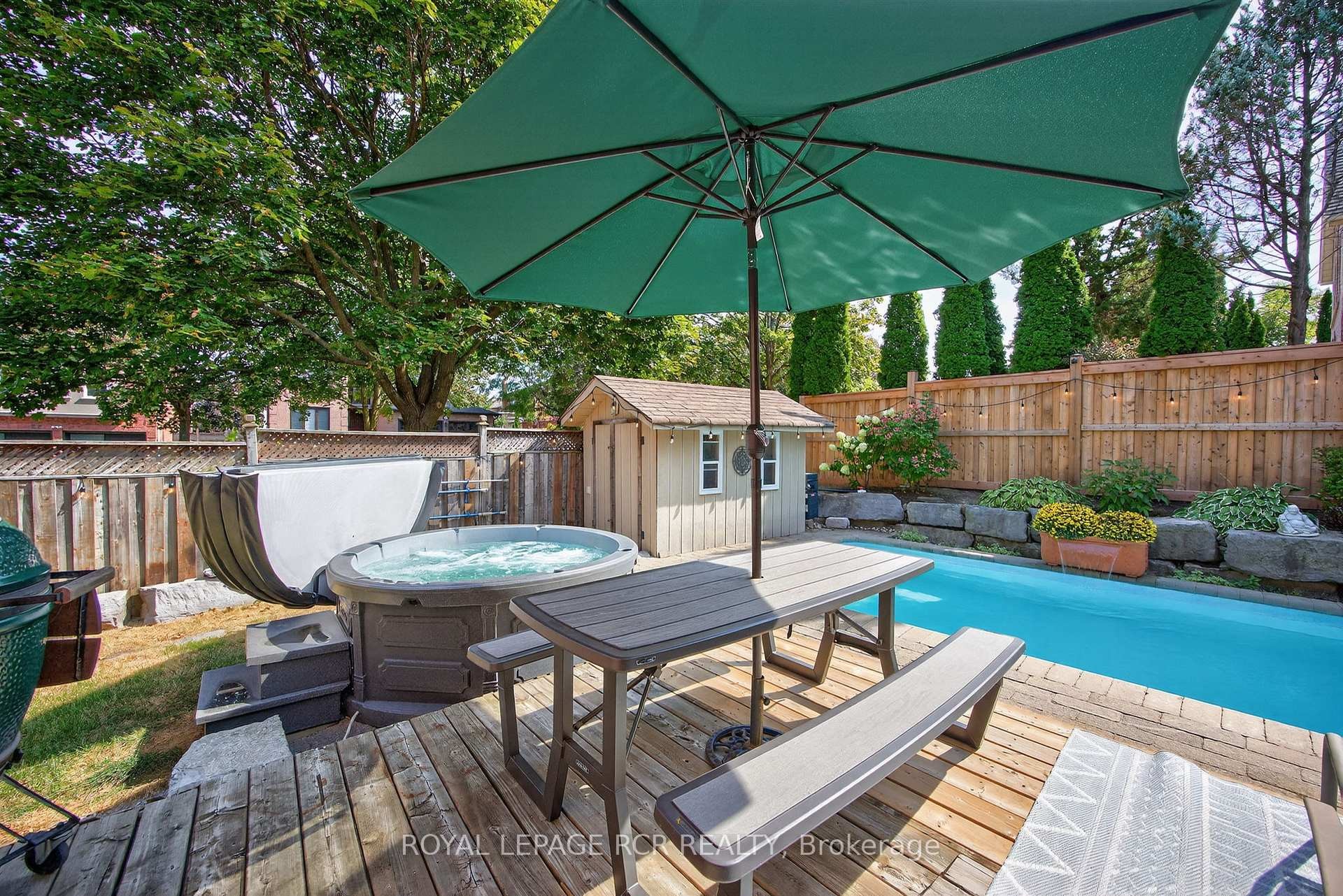 









165


Bonny Meadows

Drive,
Aurora,




ON
L4G 6N1

