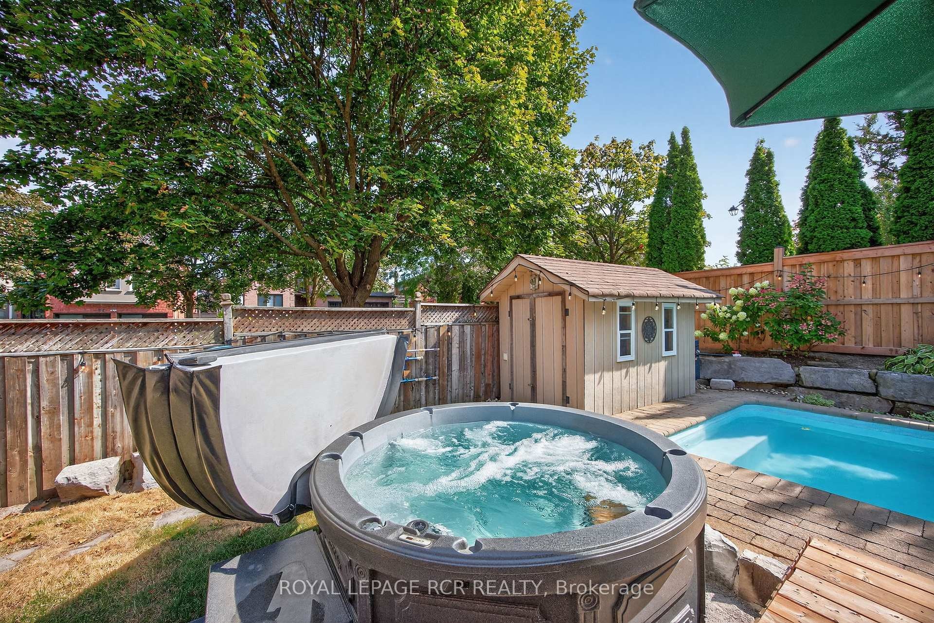 









165


Bonny Meadows

Drive,
Aurora,




ON
L4G 6N1

