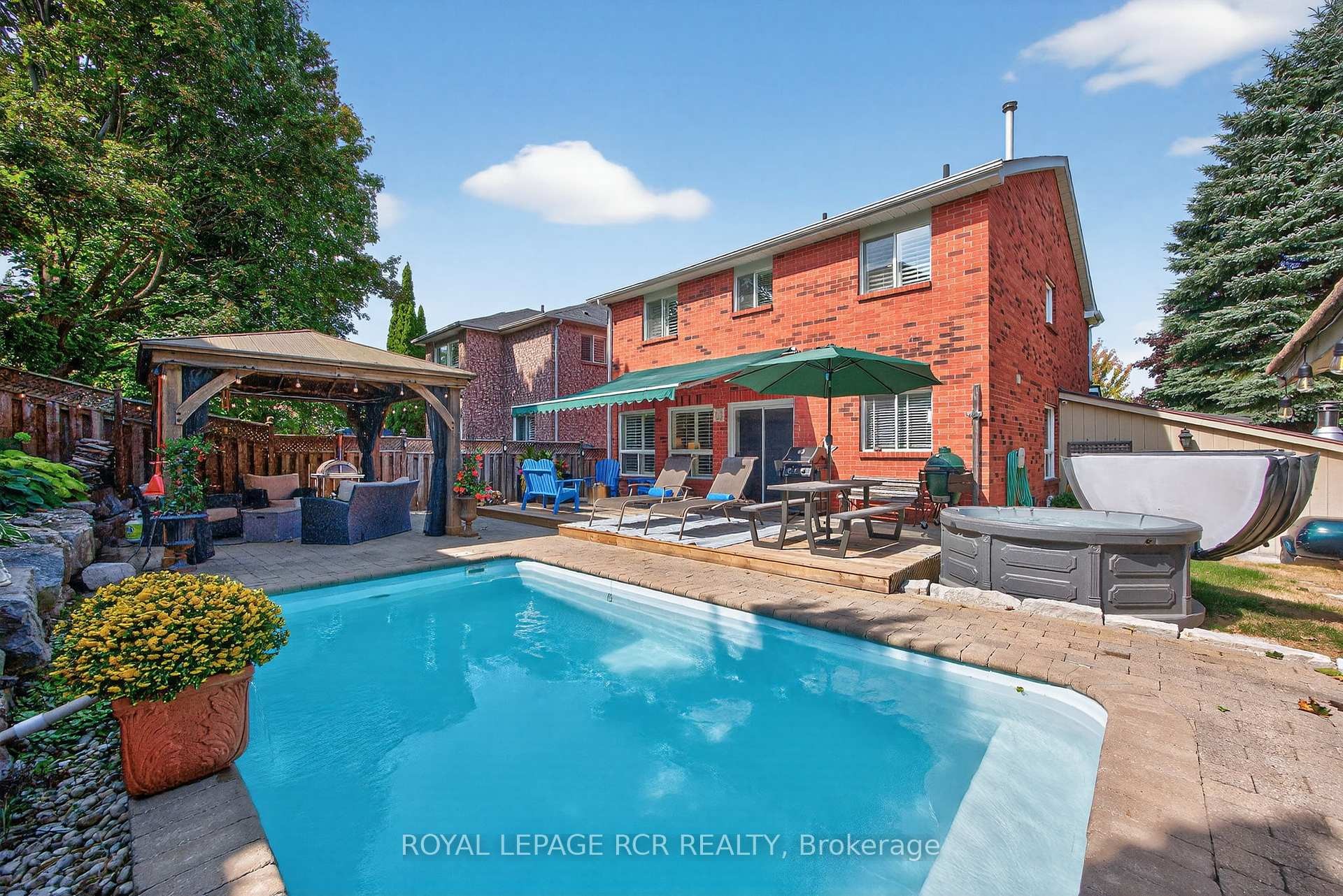 









165


Bonny Meadows

Drive,
Aurora,




ON
L4G 6N1

