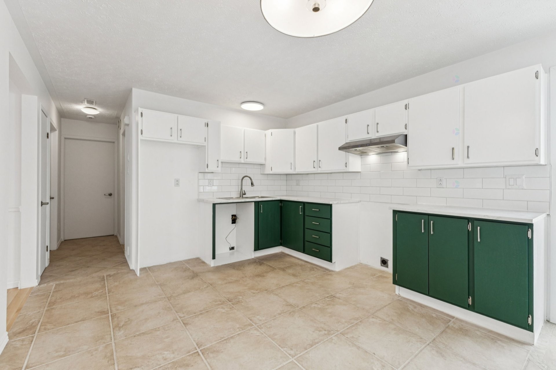 









21


Rue Valpin

,
Gatineau (Masson-Angers),




QC
J8M1G8

