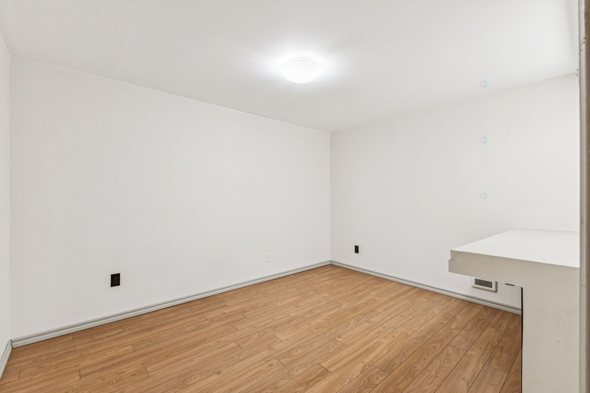 









21


Rue Valpin

,
Gatineau (Masson-Angers),




QC
J8M1G8

