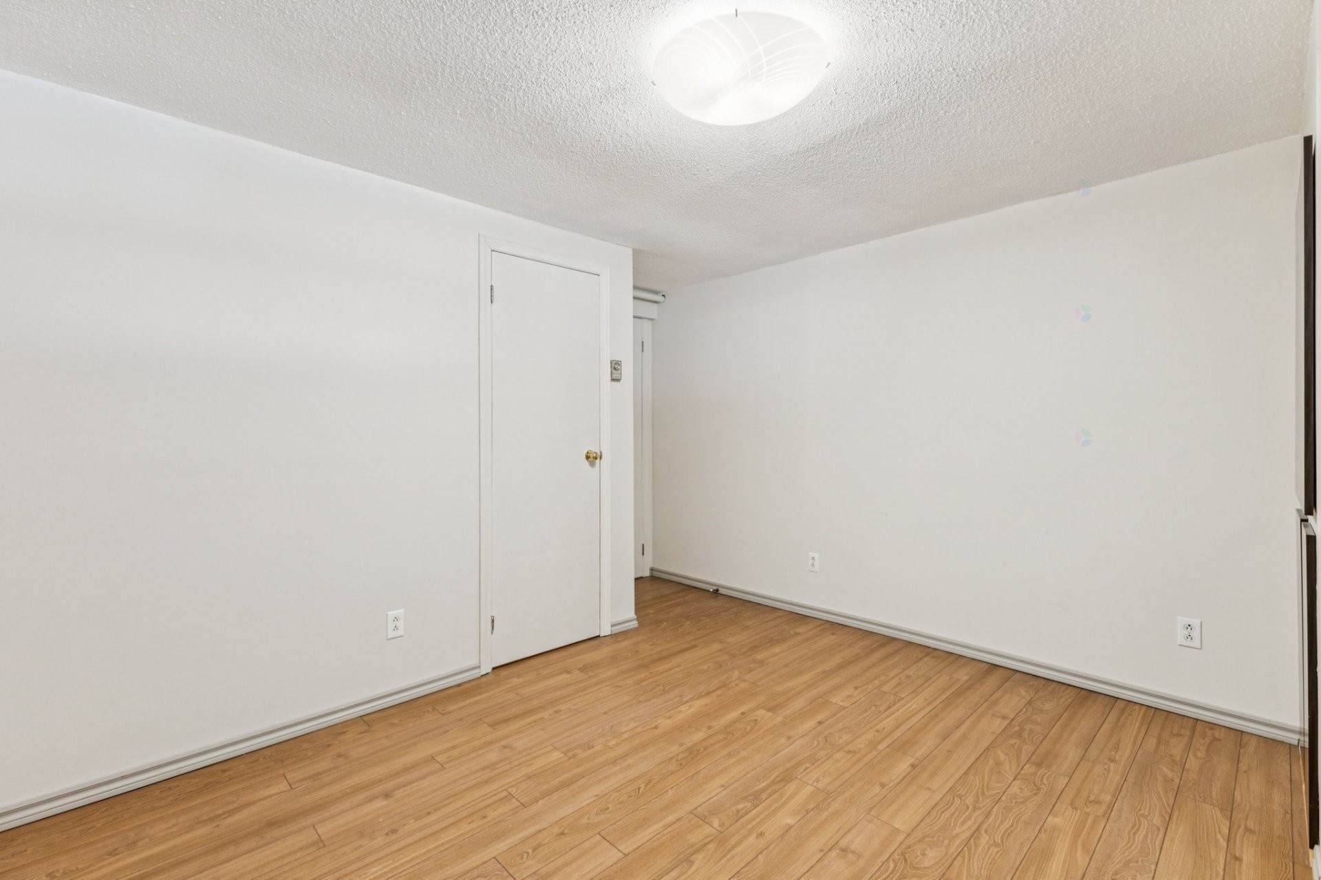 









21


Rue Valpin

,
Gatineau (Masson-Angers),




QC
J8M1G8

