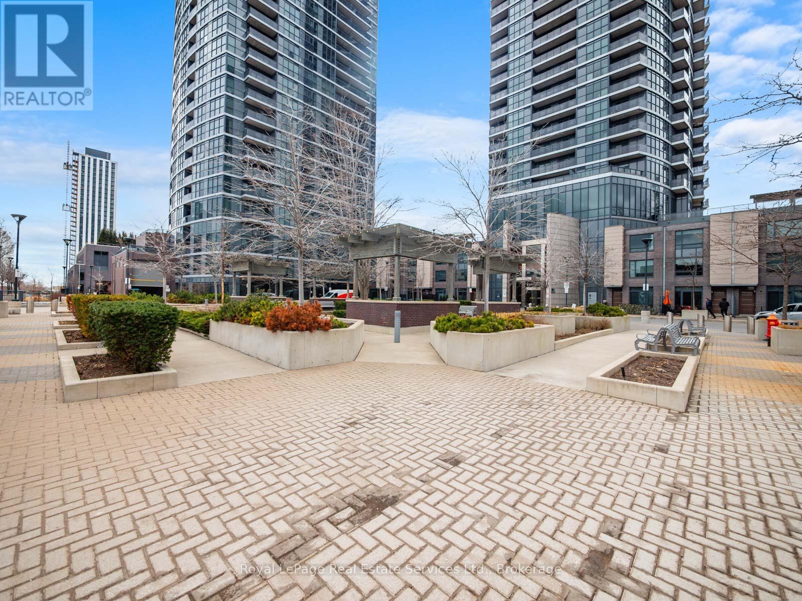 












2107 - 9 VALHALLA INN ROAD

,
Toronto (Islington-City Centre West),




Ontario
M9B1B2

