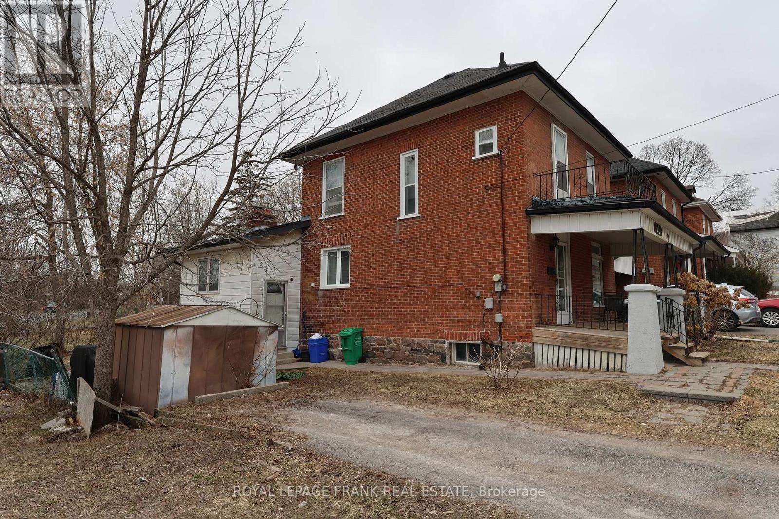 












294 PARKHILL ROAD W

,
Peterborough (Northcrest Ward 5),




Ontario
K9H3H7


