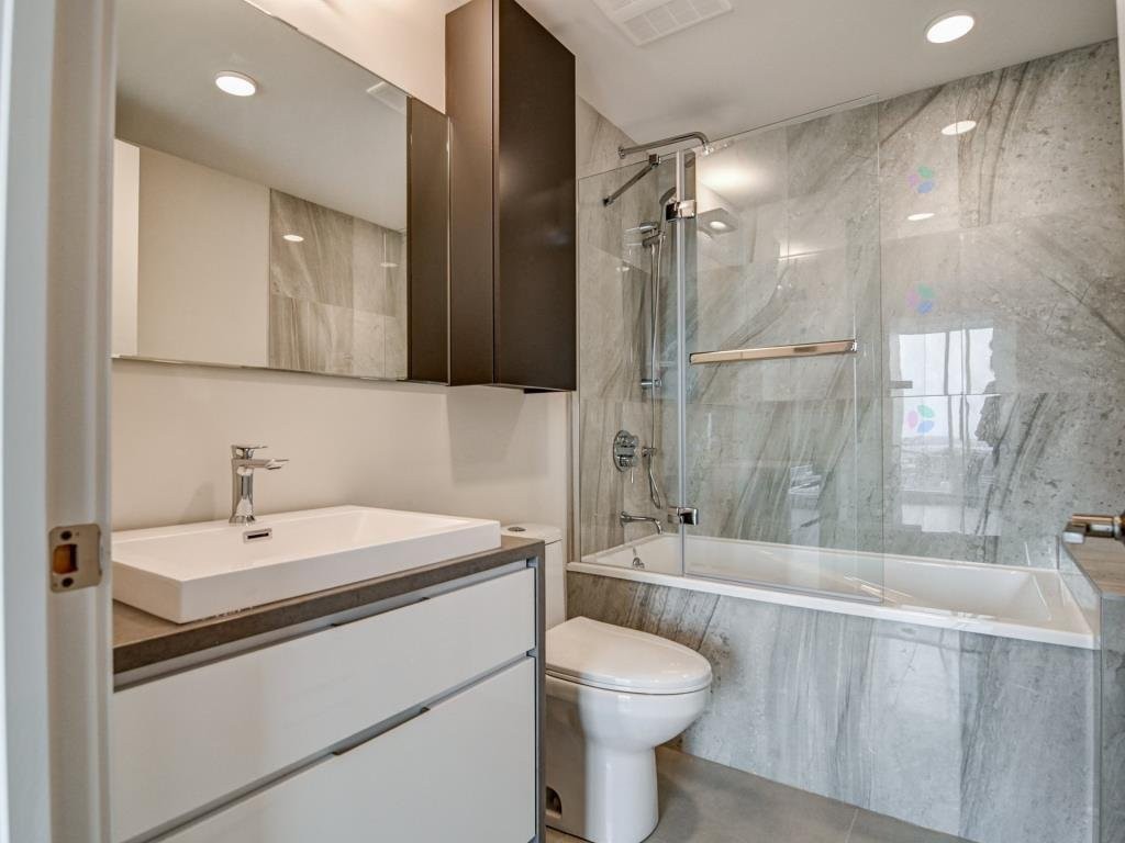 









1288


Rue St-Antoine O.

, 2204,
Montréal (Ville-Marie),




QC
H3C0X6

