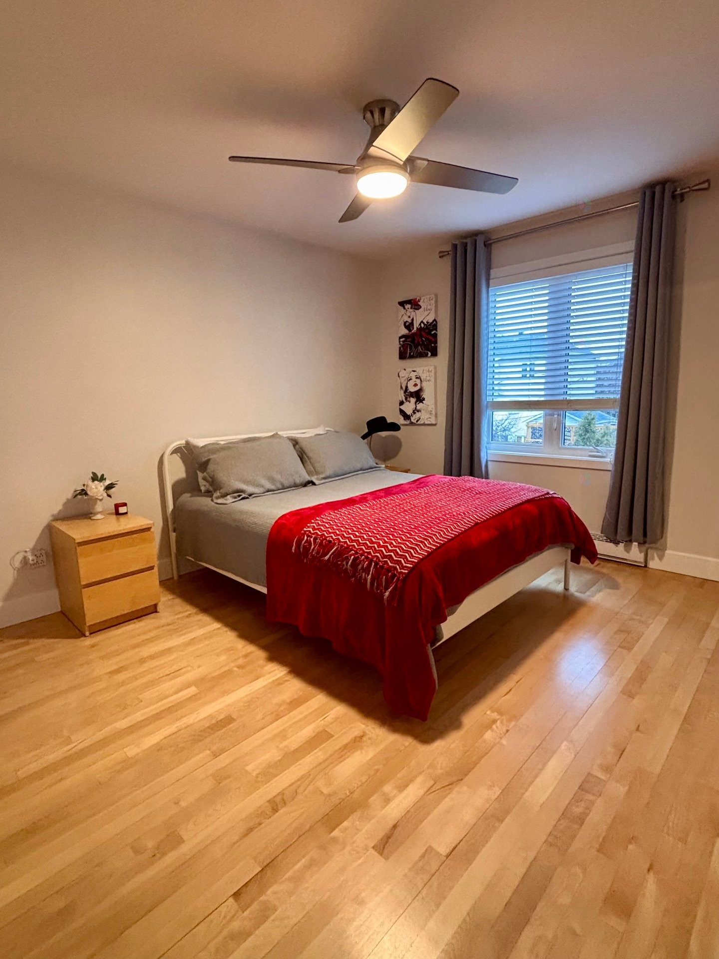 









1246


Rue des Mélèzes

,
Longueuil (Saint-Hubert),




QC
J3Y8S8

