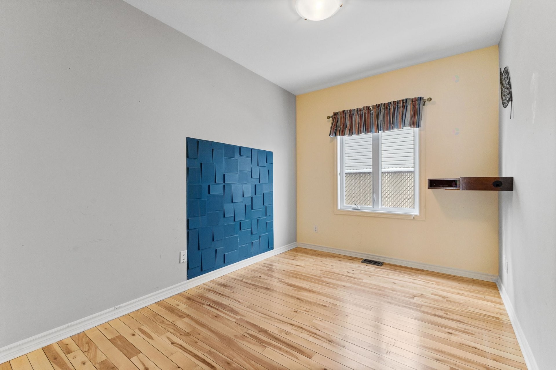 









79


Rue Jean-Louis-Morin

,
Gatineau (Aylmer),




QC
J9J0N5


