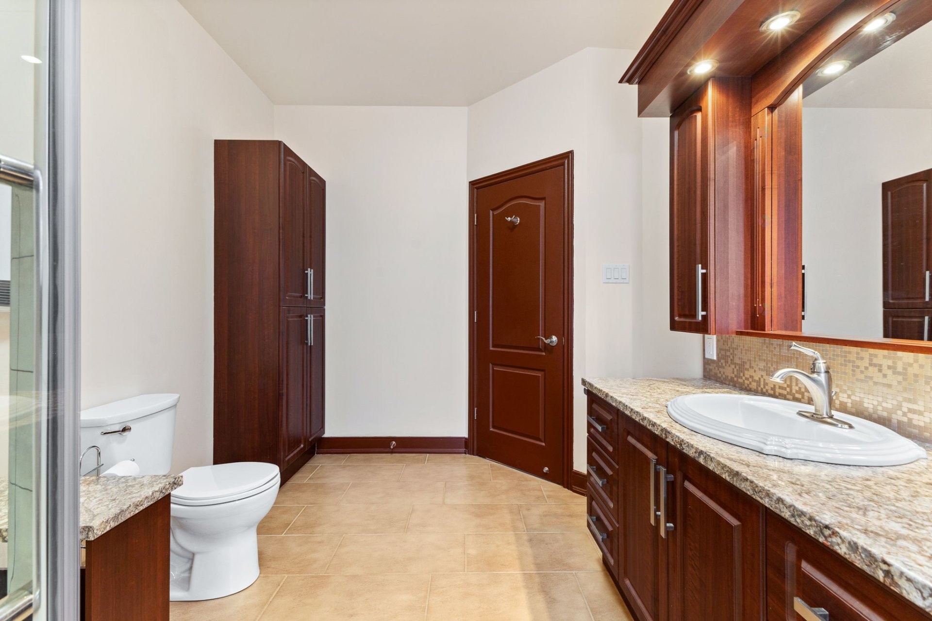 









79


Rue Jean-Louis-Morin

,
Gatineau (Aylmer),




QC
J9J0N5

