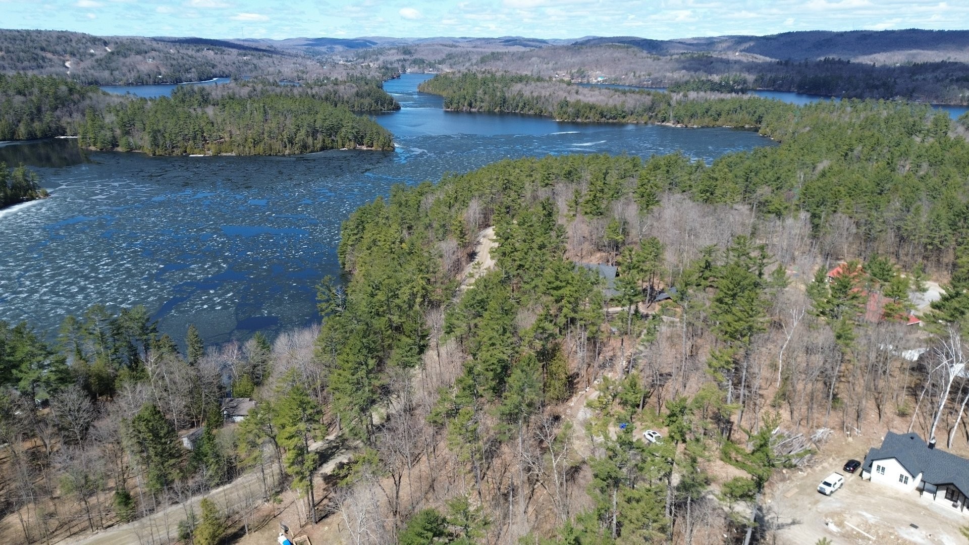 









27


Ch. de la Lyrique

,
Val-des-Monts,







QC
J8N5B3

