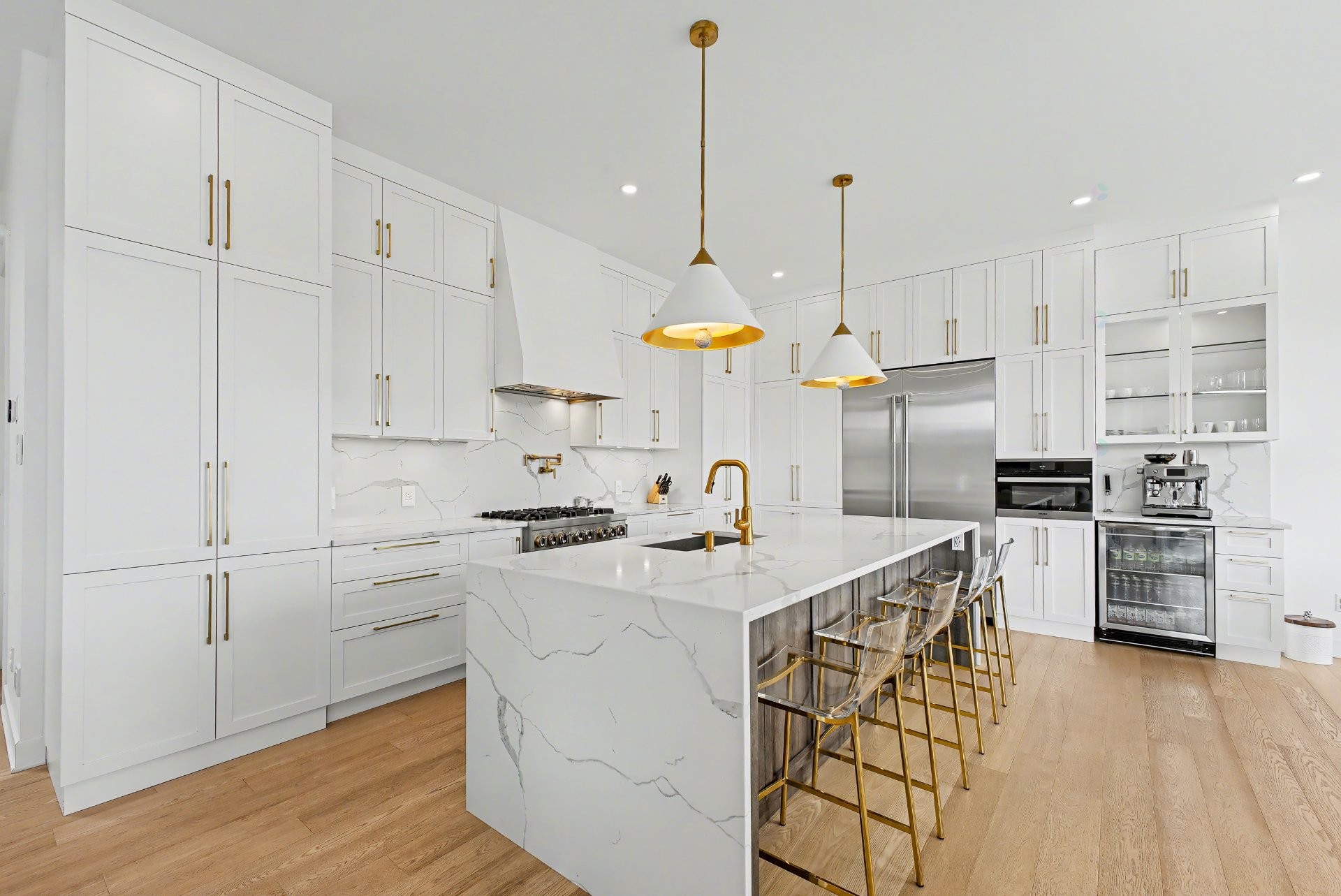 









283


Rue de l'Aigle

,
Carignan,




QC
J3L7C3

