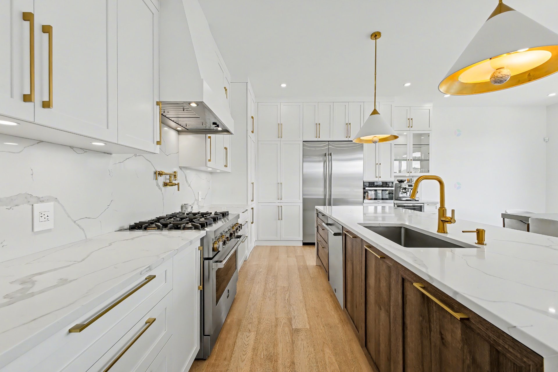 









283


Rue de l'Aigle

,
Carignan,




QC
J3L7C3

