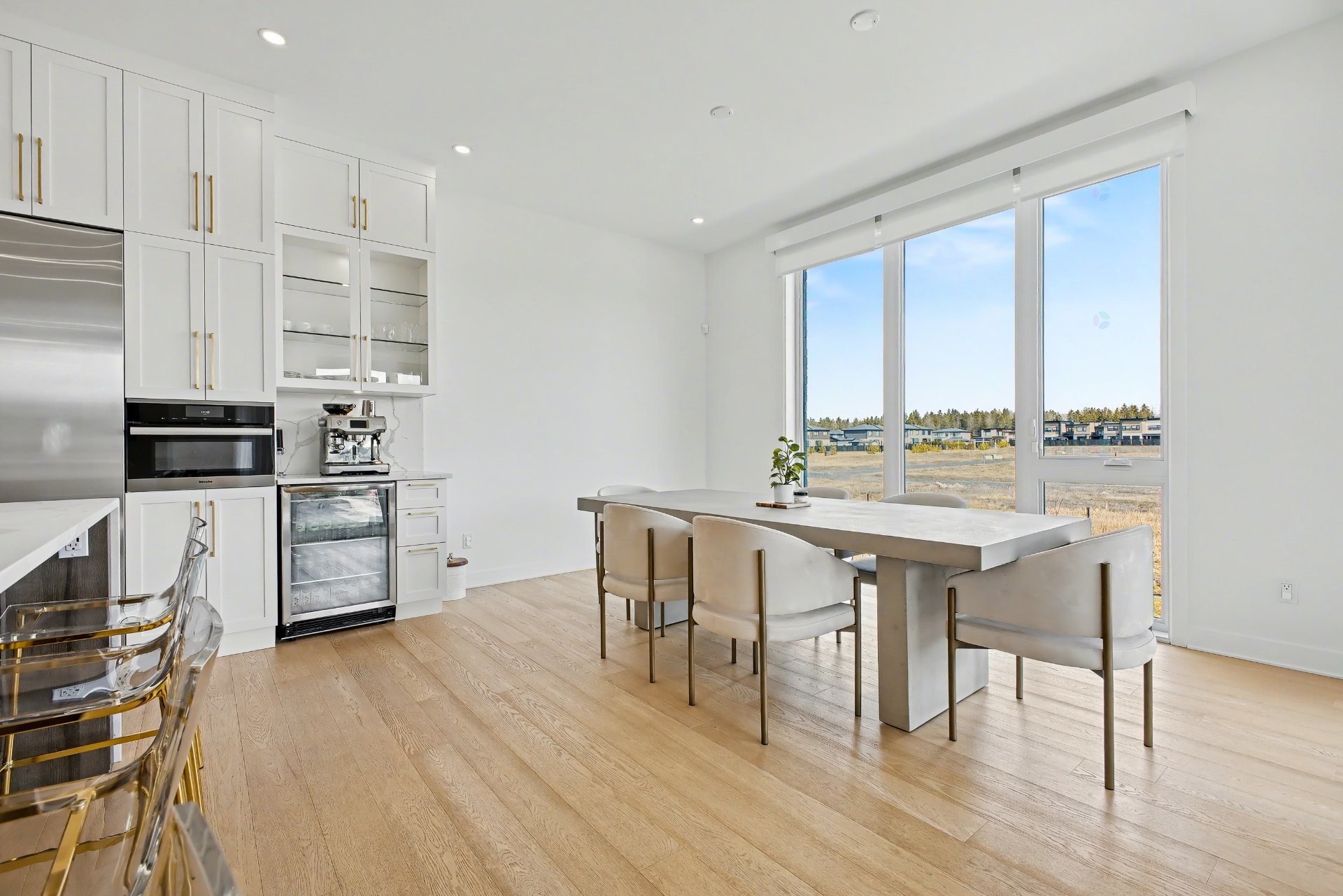 









283


Rue de l'Aigle

,
Carignan,




QC
J3L7C3

