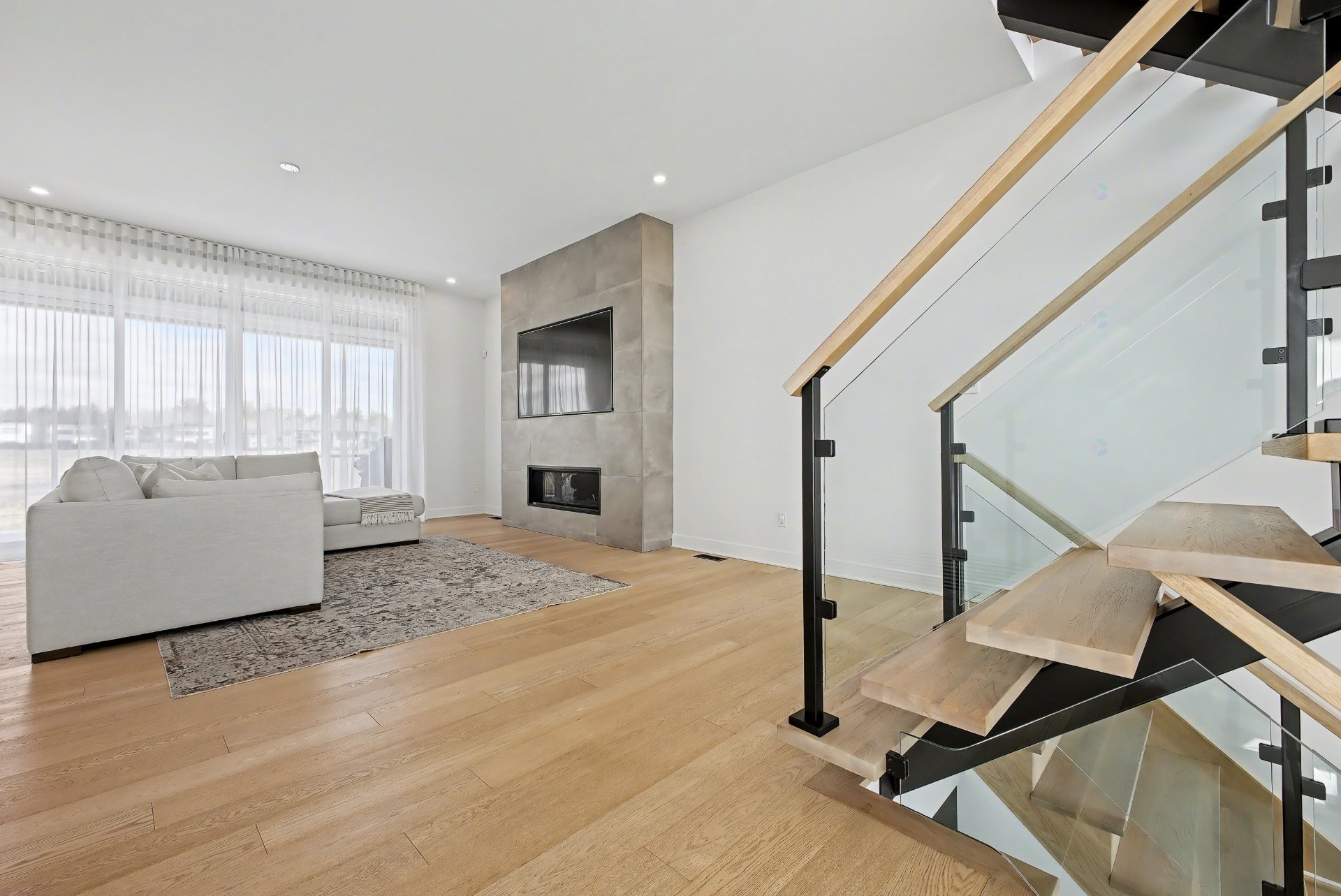 









283


Rue de l'Aigle

,
Carignan,




QC
J3L7C3

