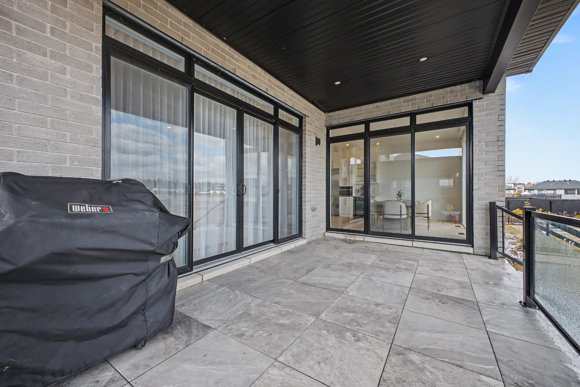 









283


Rue de l'Aigle

,
Carignan,




QC
J3L7C3

