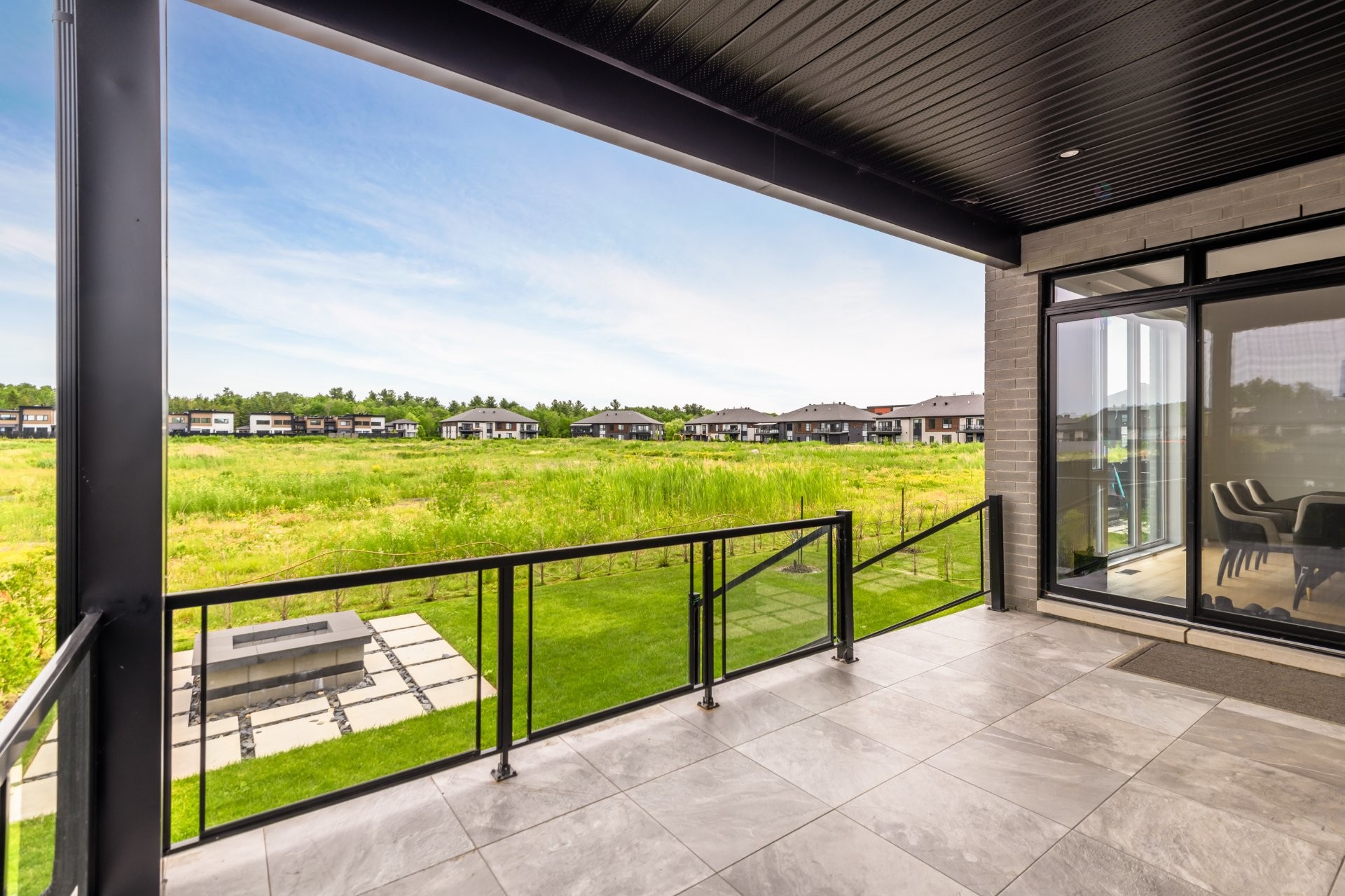 









283


Rue de l'Aigle

,
Carignan,




QC
J3L7C3

