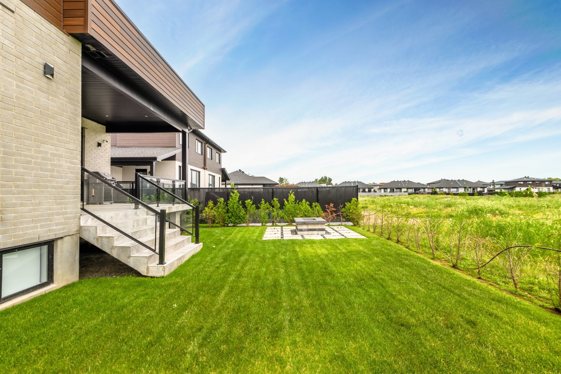 









283


Rue de l'Aigle

,
Carignan,




QC
J3L7C3

