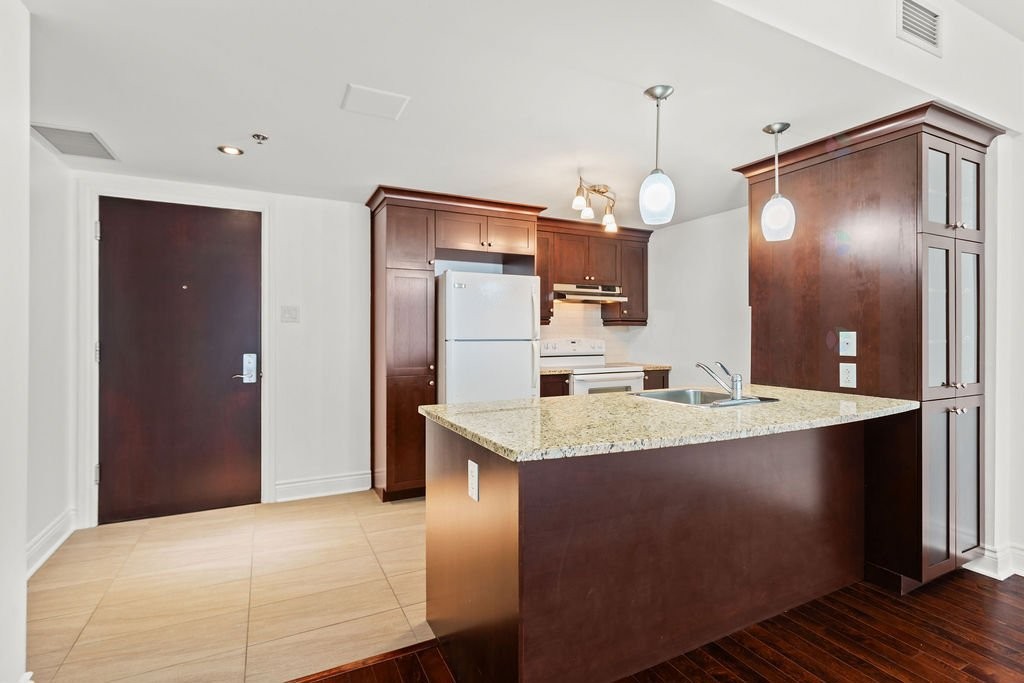 









25


Prom. des Îles

, 624,
Laval (Chomedey),




QC
H7W0A1

