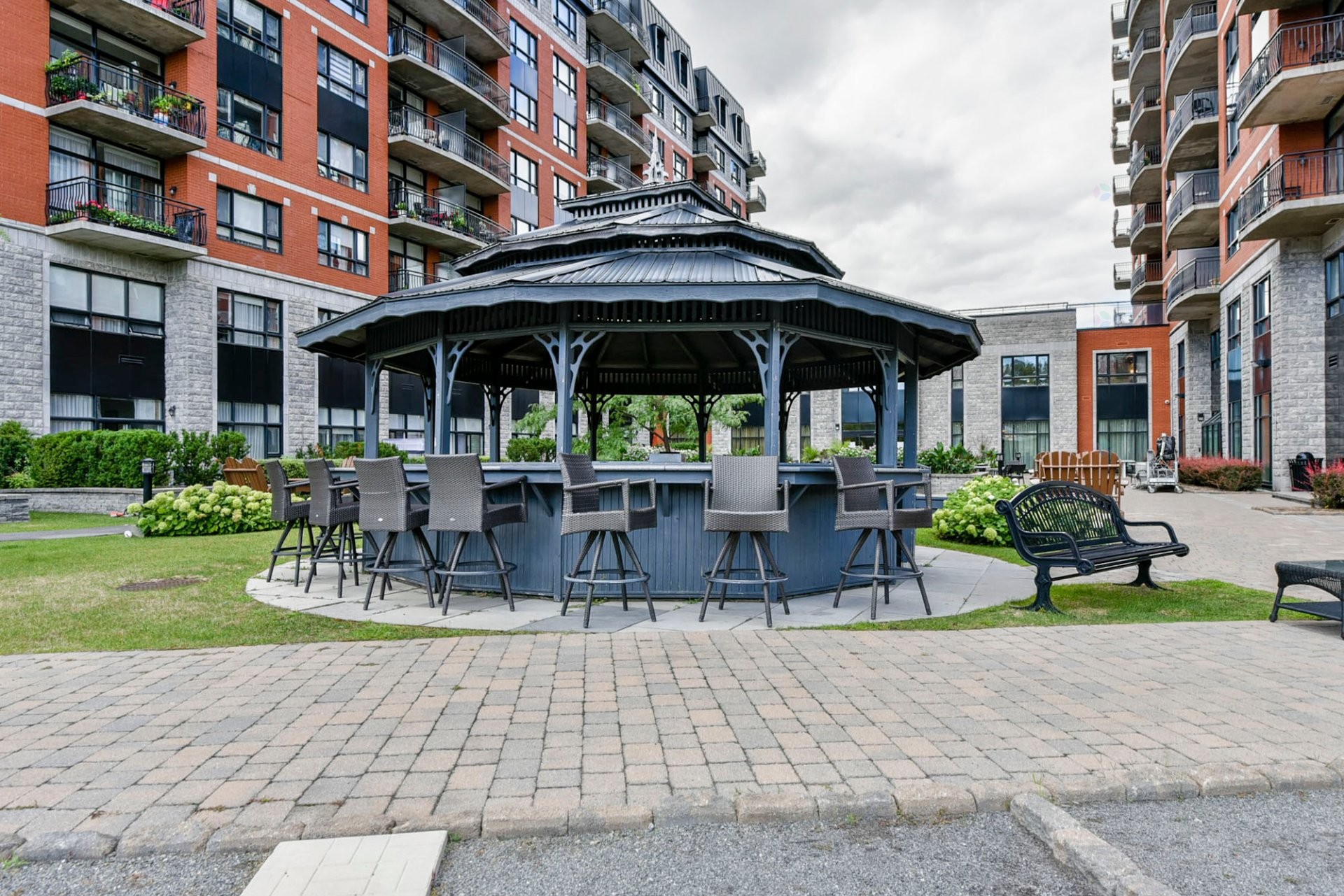 









25


Prom. des Îles

, 624,
Laval (Chomedey),




QC
H7W0A1

