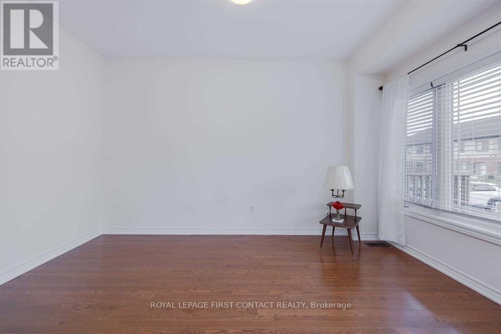 












12 DENEB STREET

,
Barrie,




Ontario
L4M0K6

