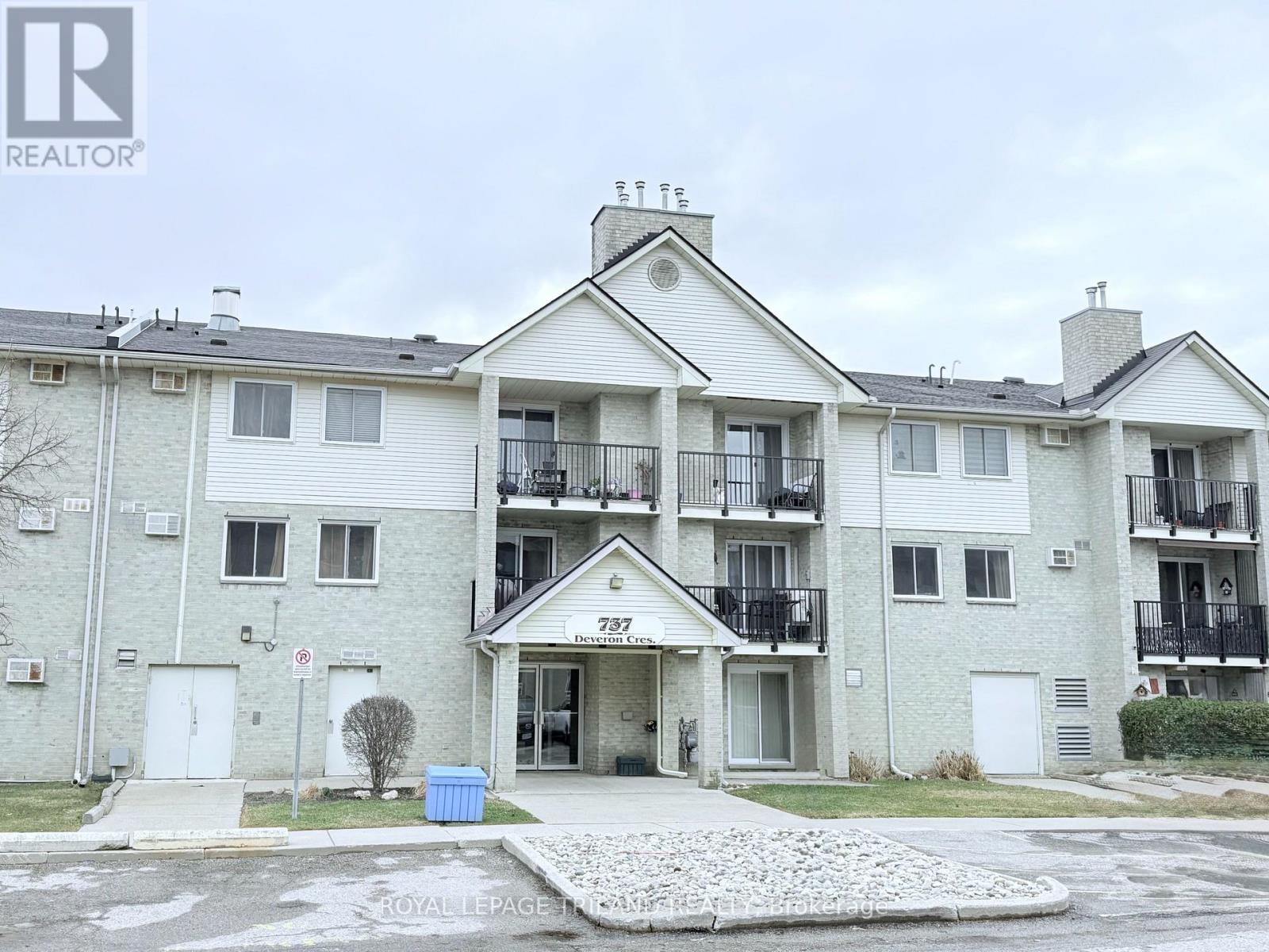 












208 - 737 DEVERON CRESCENT

,
London South (South T),




Ontario
N5Z4X9

