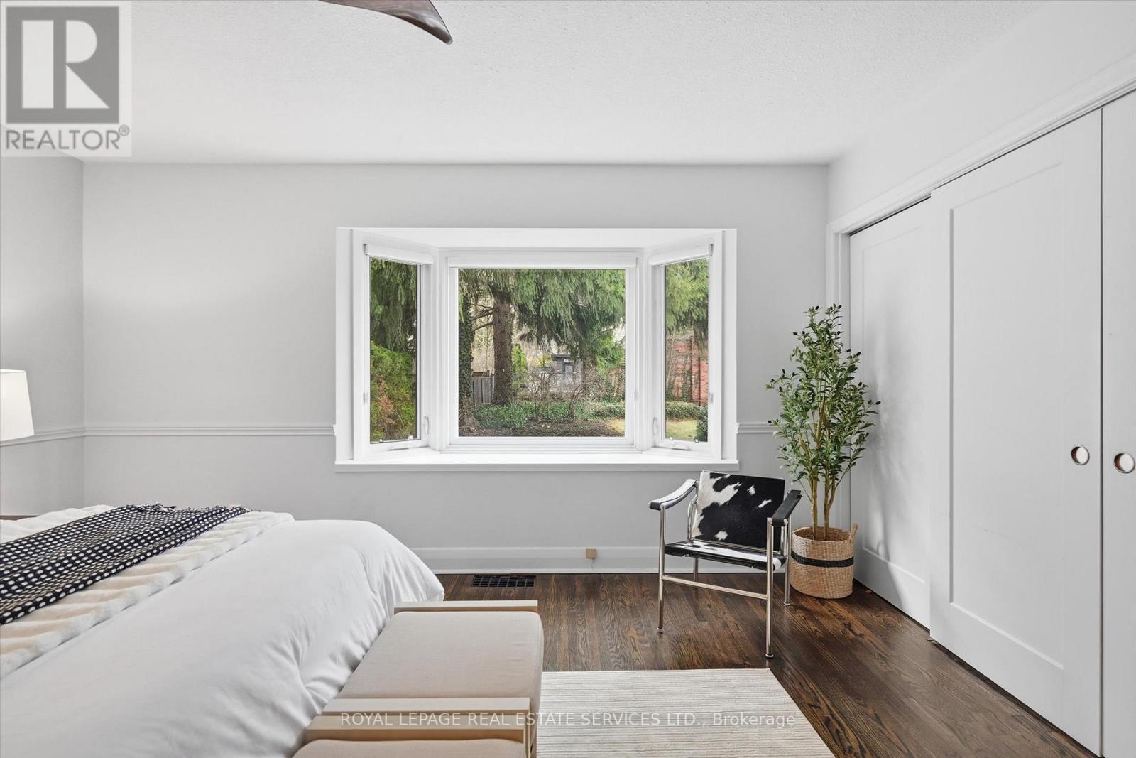 












108 LLOYMINN AVENUE

,
Hamilton,




Ontario
L9G1H6

