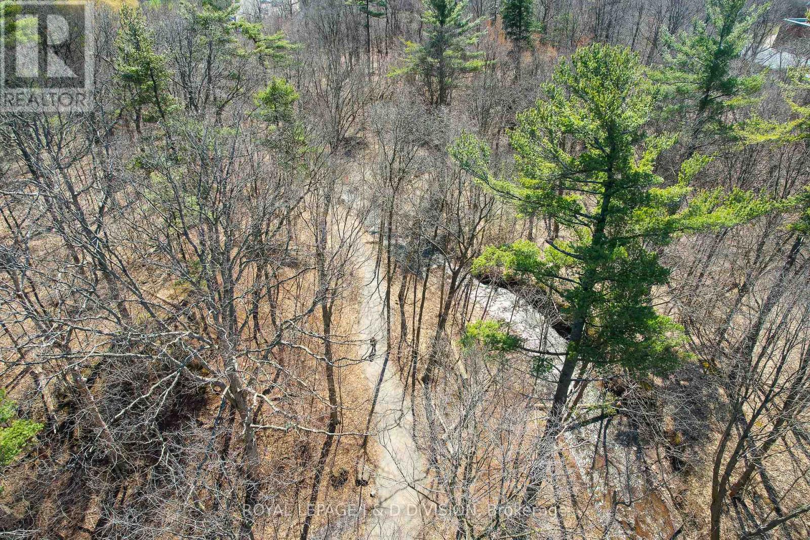 












365 LYNN PLACE

,
Oakville,




Ontario
L6H2C5

