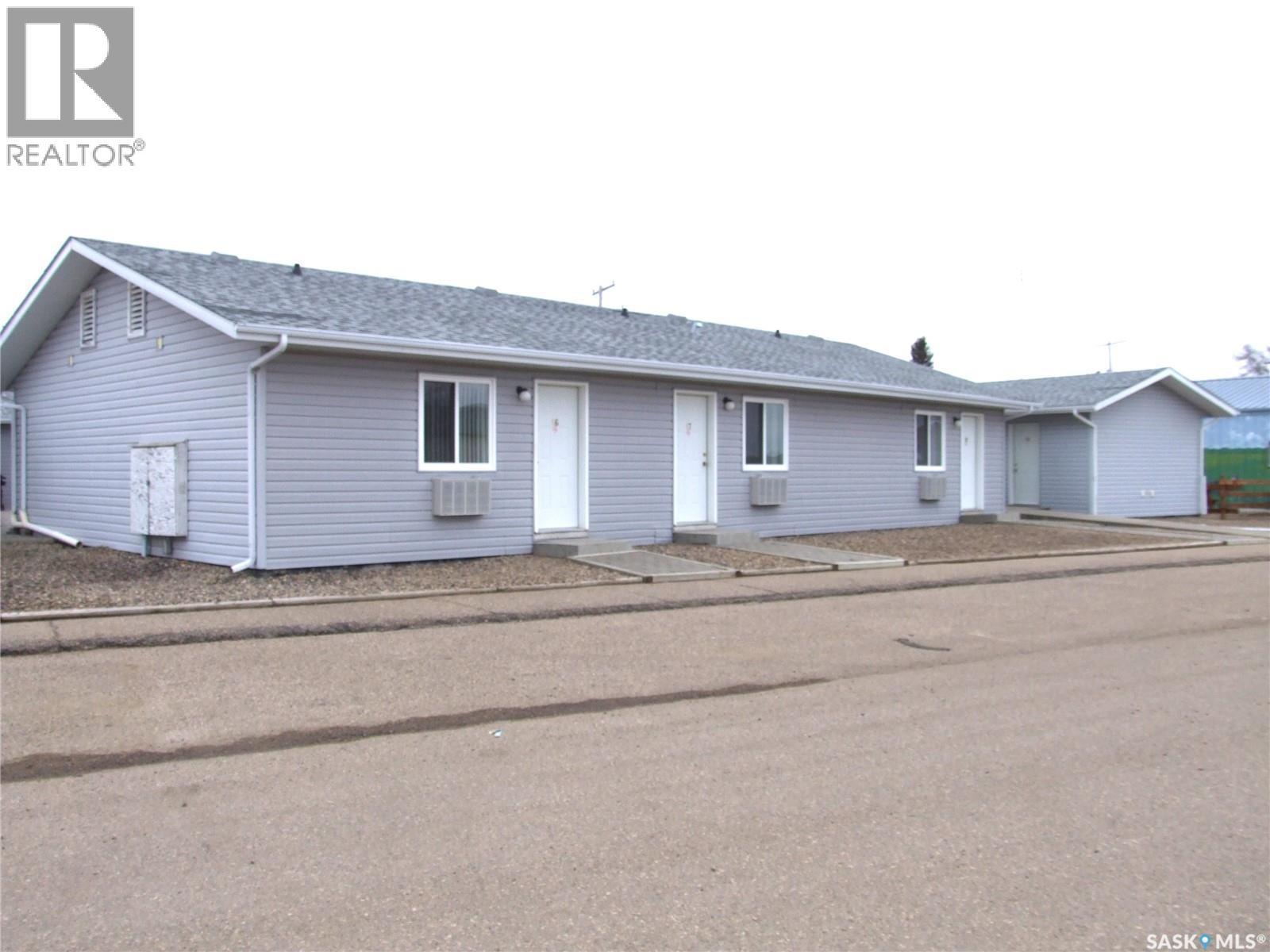 












401 Martin STREET

,
Burstall,




Saskatchewan
S0N0H0

