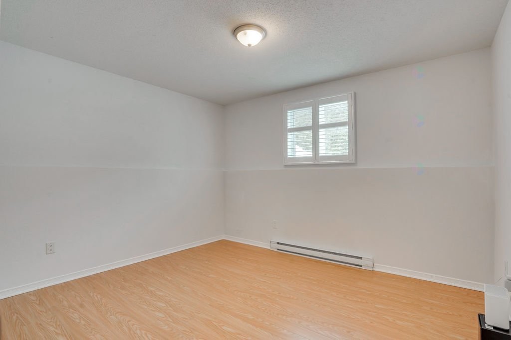 









292


Rue de l'Atmosphère

, 1,
Gatineau (Aylmer),




QC
J9J3V2

