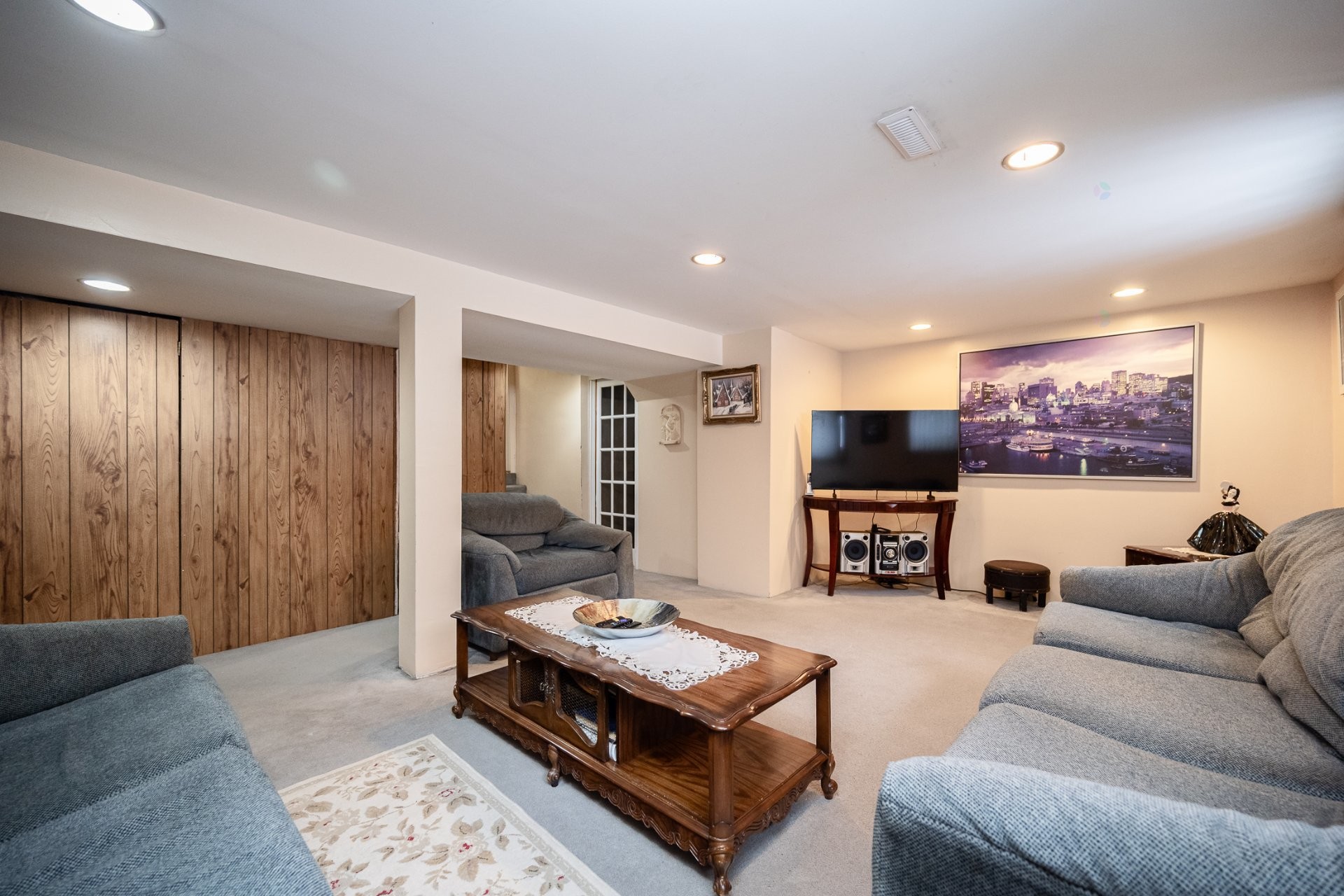 









1446


Rue Franklin

,
Laval (Chomedey),




QC
H7W1K6

